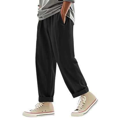 Casual pants for men with elegant pleats and a comfortable fit Chic und Stil