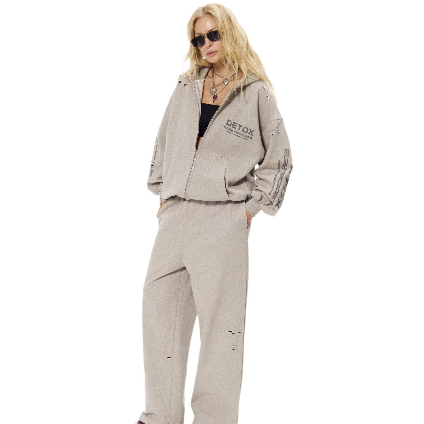 Women's sporty tracksuit set with hoodie and comfortable jogger pants Chic und Stil