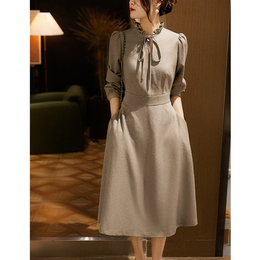 Robe Midi Élégante pour Femme avec Détail Nœud Chic und Stil