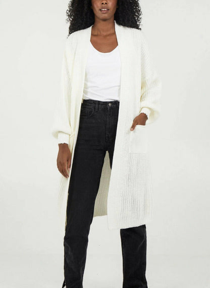 Dames Grand cardigan en tricot avec silhouette aérienne et manches volumineuses Chic und Stil