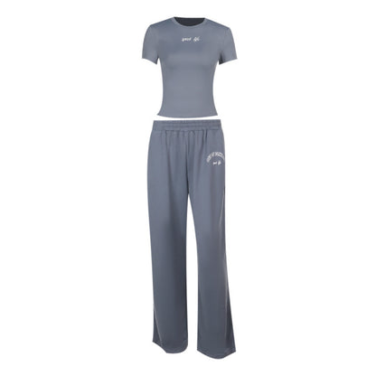 Ladies Sporty Style Crop Fitness Top and Chic Relaxed Jogging Pants Set