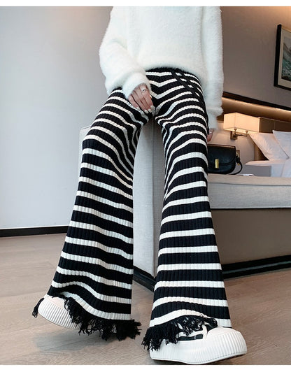 Ladies Elegant Striped Palazzo Pants in Ribbed Knit Chic and Style
