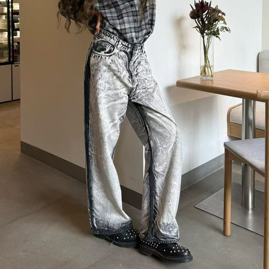 Baggy Jeans for women with a unique bicolored design Chic and Style