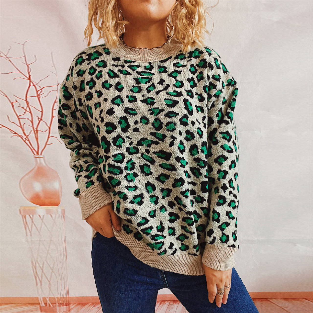 Pull féminin décontracté avec motif animalier Chic und Stil