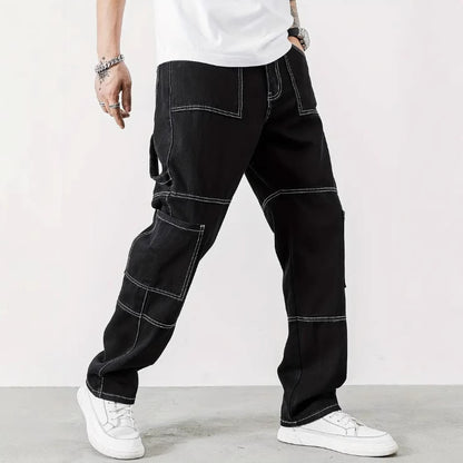 Men's cargo pants with modern pockets and relaxed fit Chic and Style