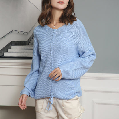 Pull femme en tricot épais avec un décolleté en V attrayant et des détails pratiques en cordon Chic und Stil