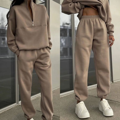 Women Comfortable High Neck Sweatshirt Set and Loose Pants Chic and Style