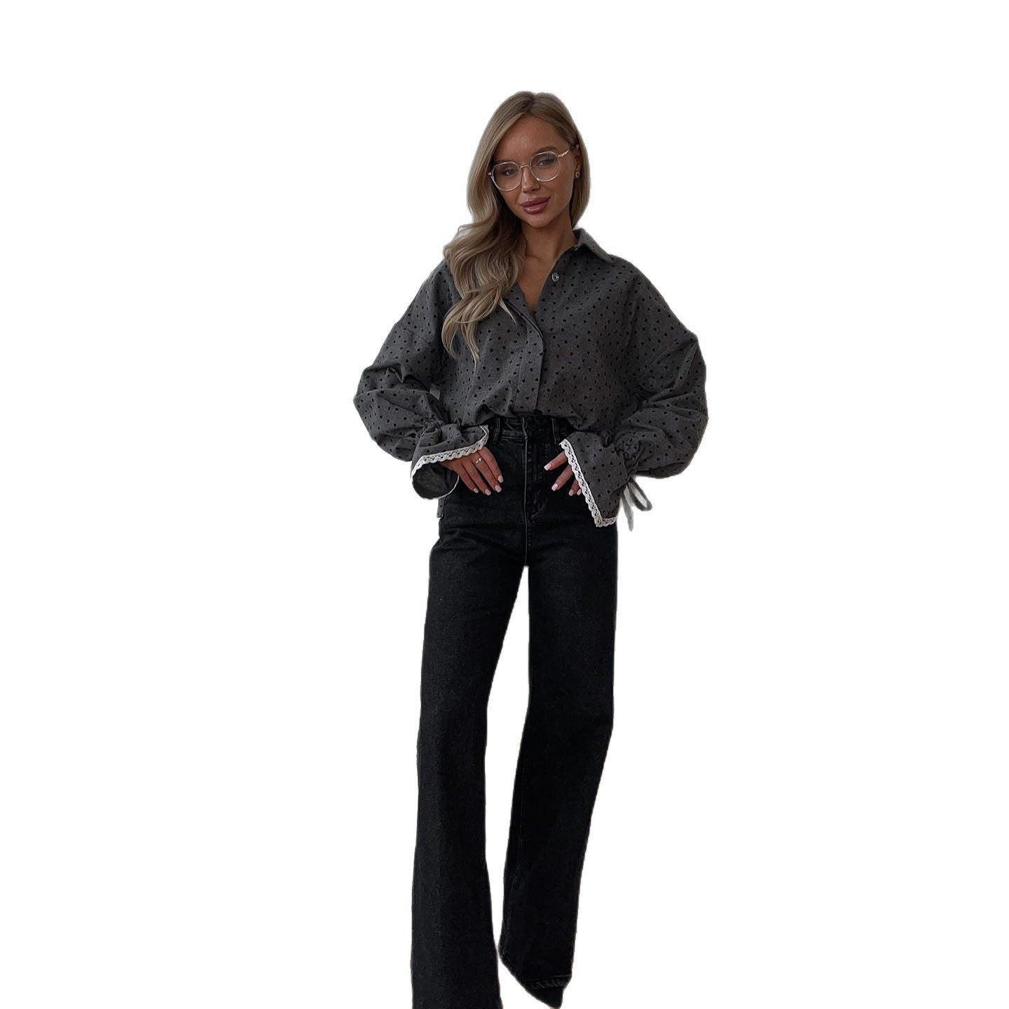 Dames élégante blouse avec un motif de cœur affectueux et des détails en volants Chic und Stil