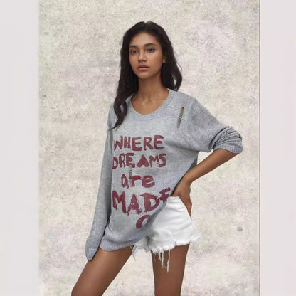 Pull décontracté pour femmes avec écriture créative et coupe à la mode Chic und Stil