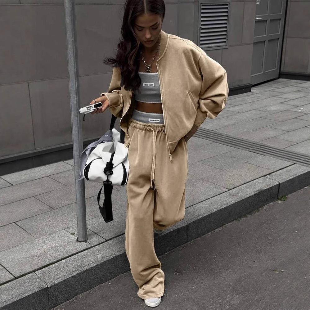 Casual outfit for women with wide pants and sporty jacket Chic and Style