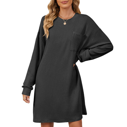 Robe longue décontractée pour femmes à manches longues avec poches pratiques et design structuré moderne Chic und Stil