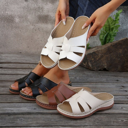Chaussons confortables pour dames avec semelle ergonomique et bandes tendance Chic und Stil