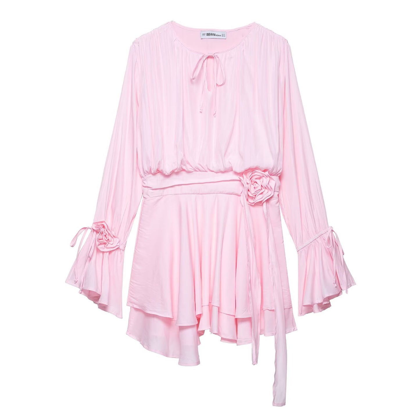 Robe portefeuille élégante pour femmes avec un design de volants romantique Chic und Stil