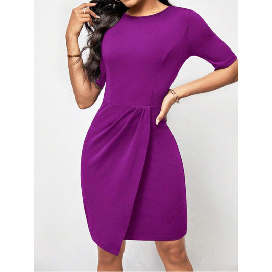 Robe Bodycon femme avec design drapé élégant Chic und Stil