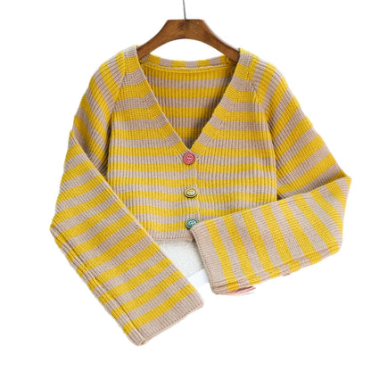 Dame Crop-Cardigan avec des boutons colorés et un motif rayé tendance Chic und Stil