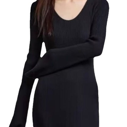 Robe maxi élégante pour femmes avec une fine structure côtelée et un décolleté en V Chic und Stil