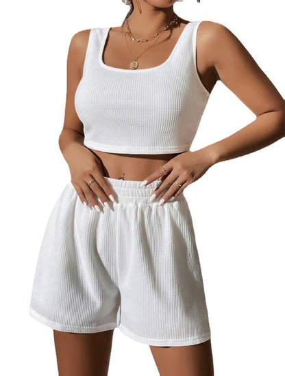 Ensemble de loisirs pour femmes avec haut court et shorts amples Chic und Stil