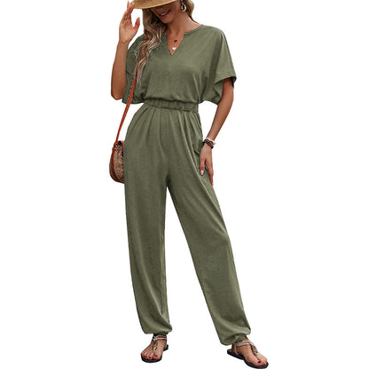 Dames Jumpsuit élégant à décolleté en V avec taille élastique et jambes larges Chic und Stil