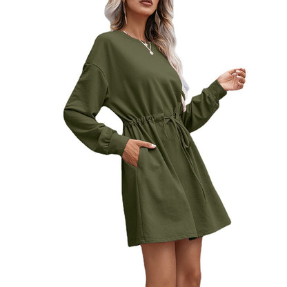 Robe sweat décontractée pour femmes avec lacets pratiques à la taille et poches latérales Chic und Stil