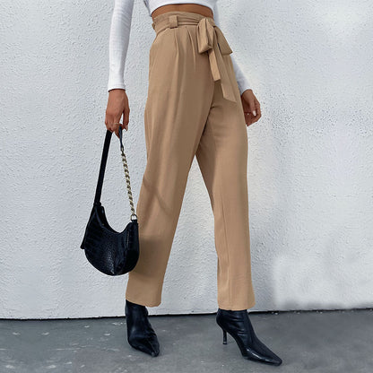 Pantalon sur mesure taille haute pour femmes avec détail nœud Chic und Stil