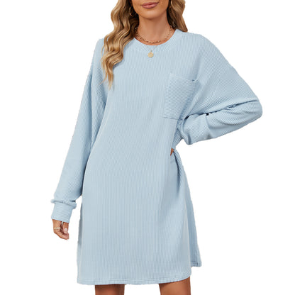 Robe longue décontractée pour femmes à manches longues avec poches pratiques et design structuré moderne Chic und Stil