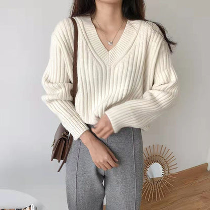 Pull femme à col en V avec texture en côtes Chic und Stil