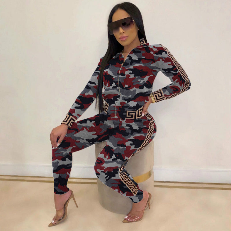 Women's tracksuit with urban leopard pattern and comfortable details Chic and Style