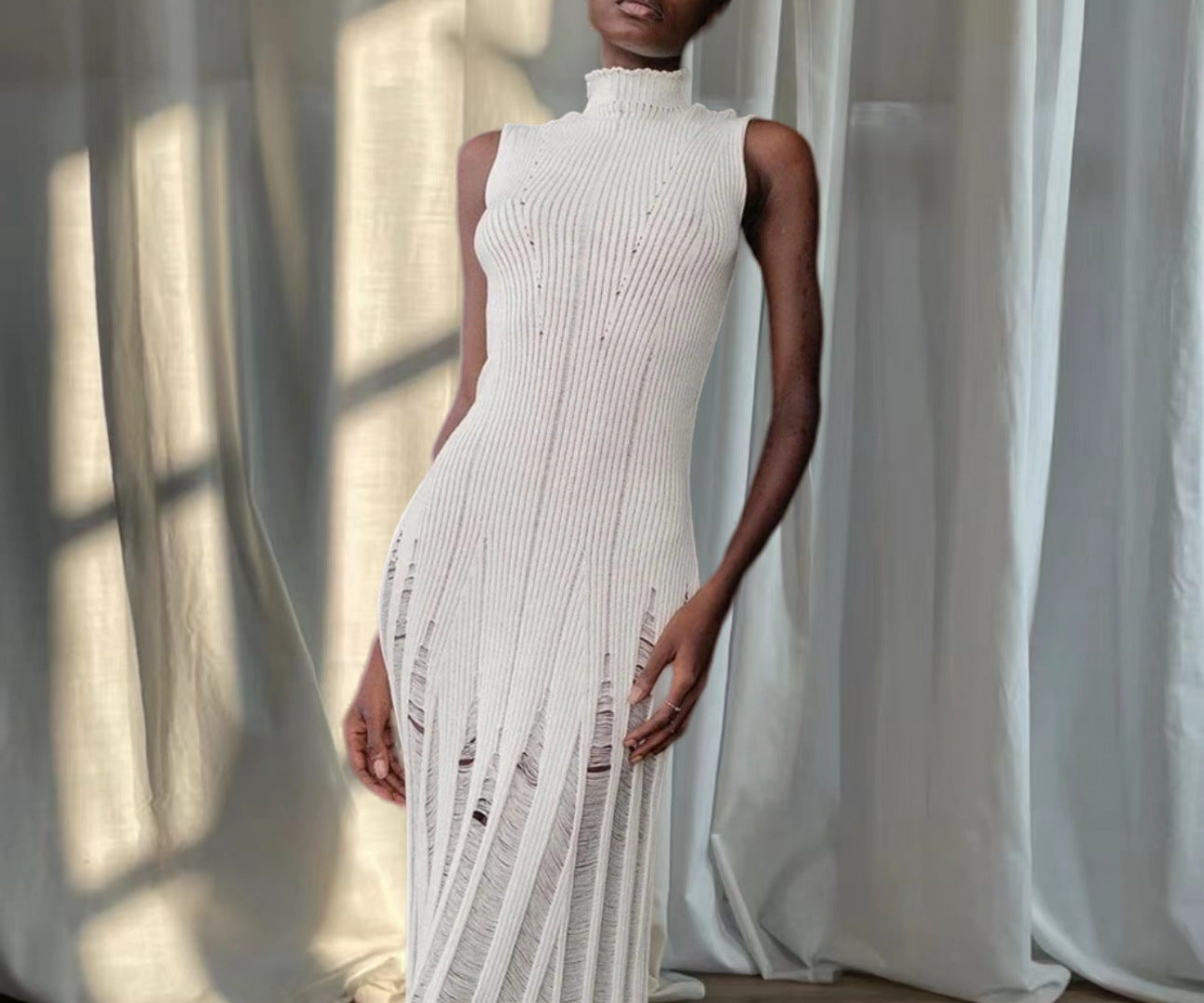 Femmes Robe maxi élégante à col haut et design côtelé raffiné Chic und Stil