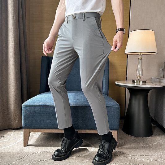 Elegant high-waisted slim-fit pants for men with practical pockets Chic and Style