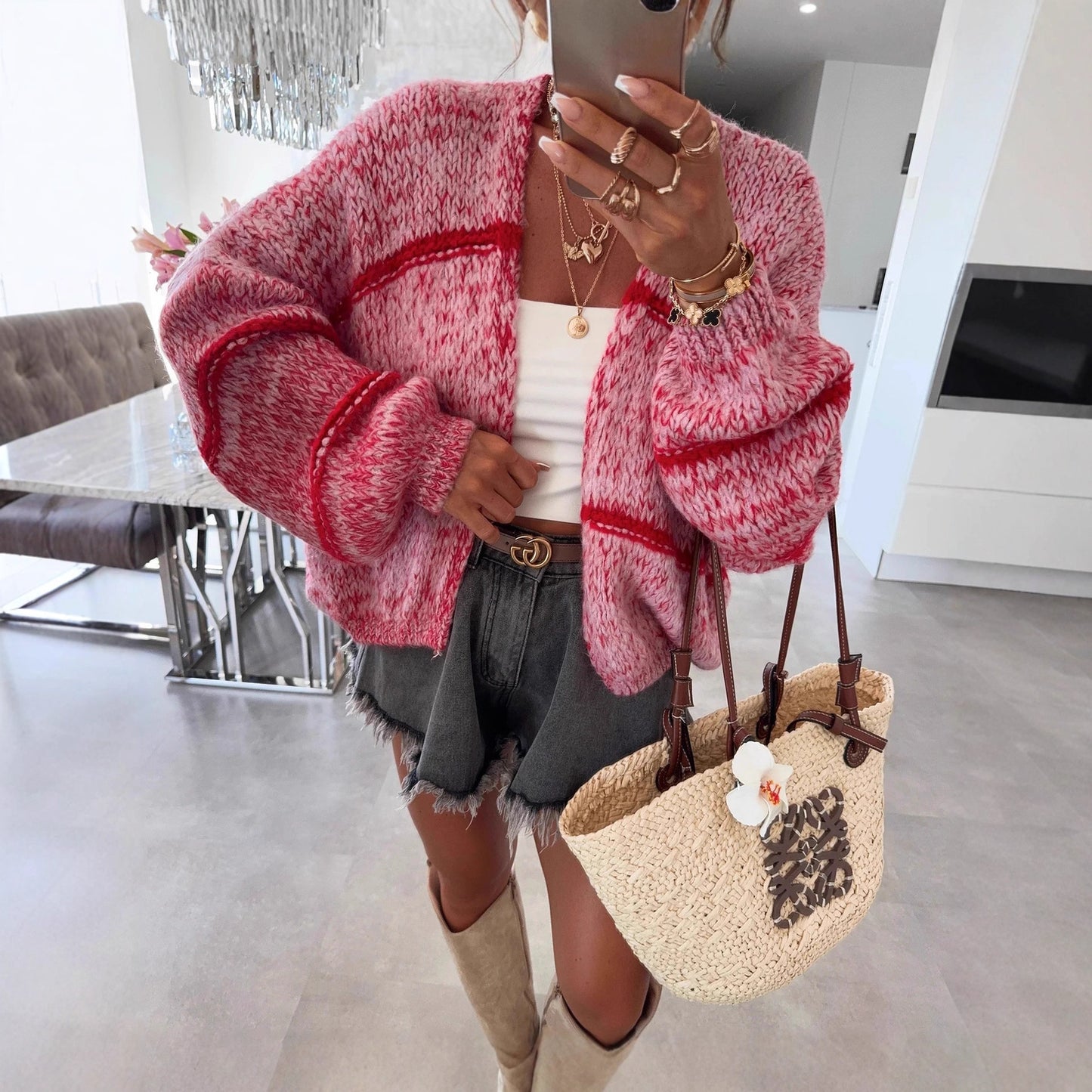 Dames gros tricot cardigan avec coupe décontractée et motif rayé à la mode Chic und Stil