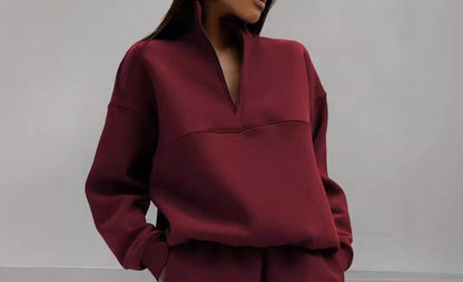 Women's high collar pullover with half zipper Chic und Stil