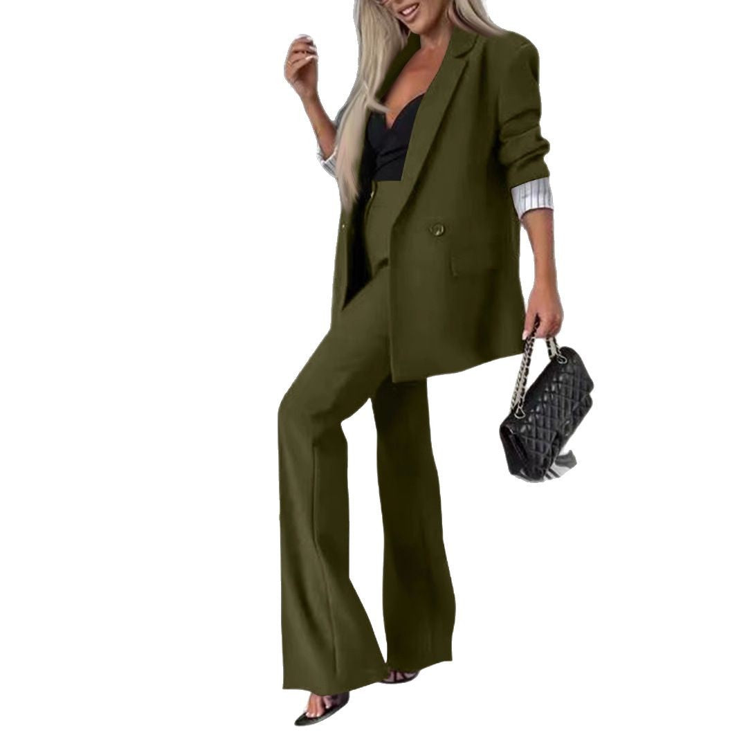 Women elegant and modern suit set with wide leg pants and fitted blazer Chic und Stil