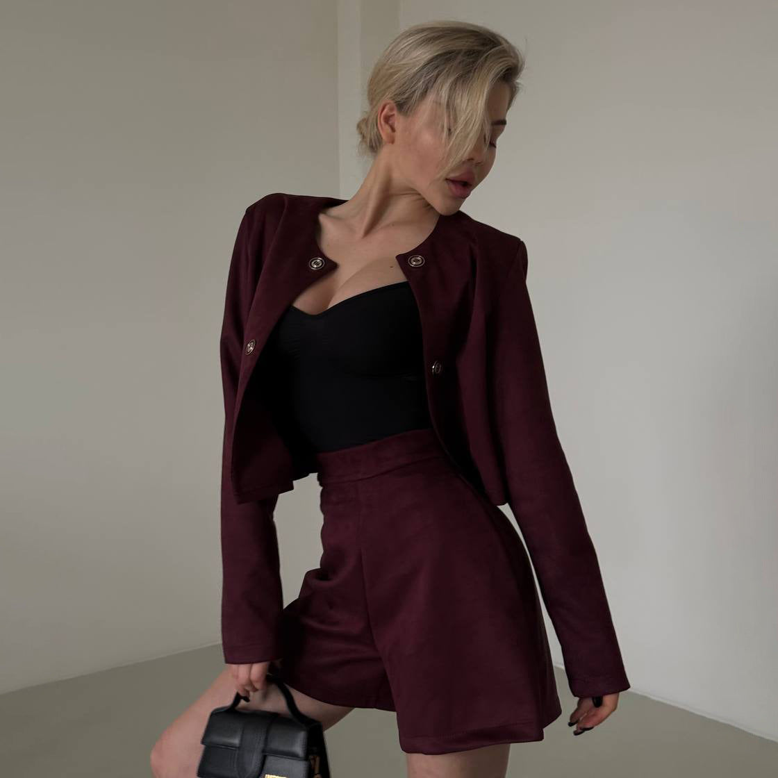 Blazer pour femmes avec une coupe élégante et des détails pratiques à boutons-pression Chic und Stil