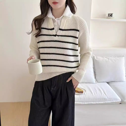 Pull en tricot pour femmes avec décolleté en V et design rayé Chic und Stil