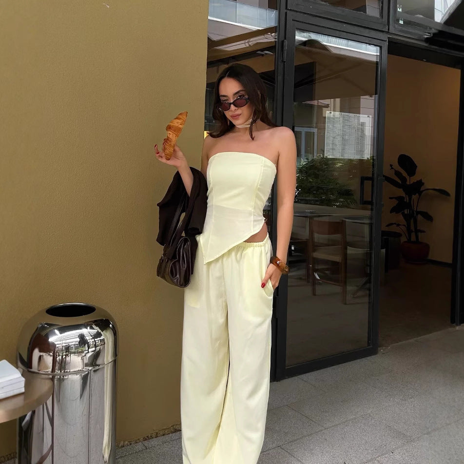 Dames élégant combinaisons avec découpe épaule nue et matériau fluide Chic und Stil