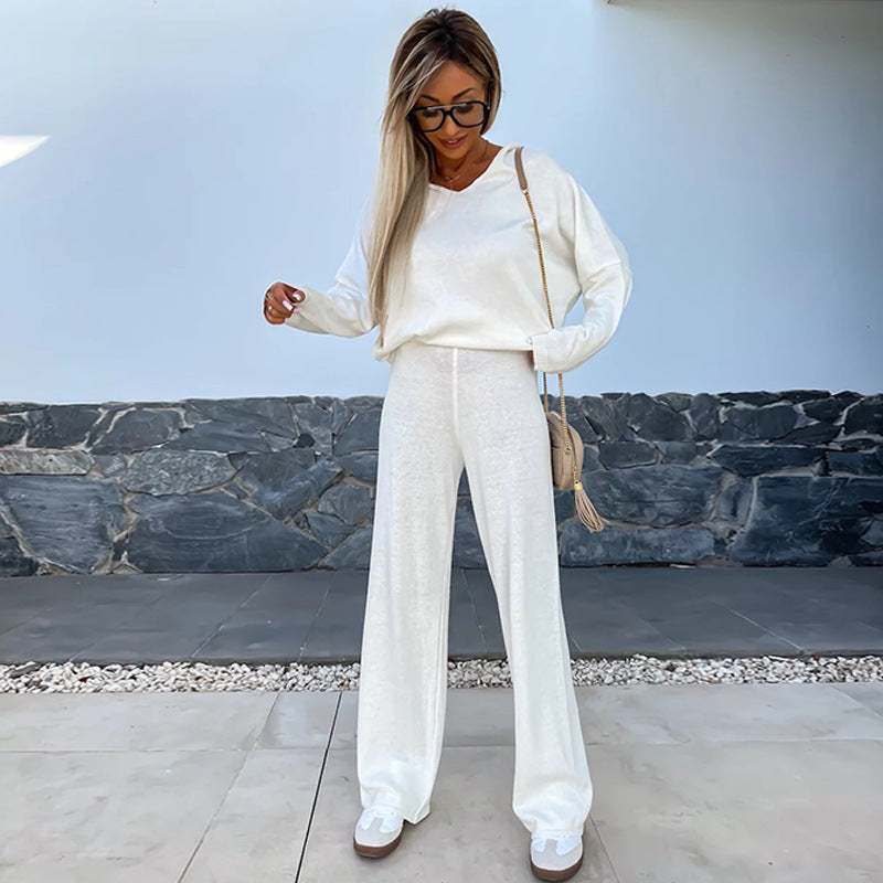 Casual lounge set for women with loose top and comfortable pants Chic and Style