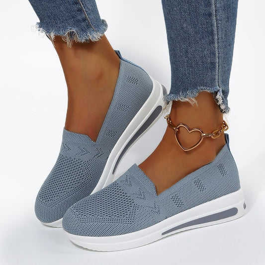Baskets Slip-On tendance pour femmes avec tige en mesh respirant et semelle antidérapante Chic und Stil