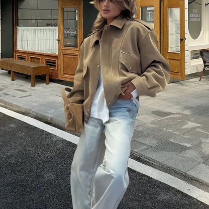 Dames élégante veste avec silhouette cintrée et poches pratiques Chic und Stil