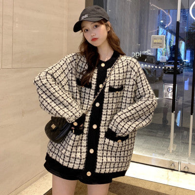 Dames élégant cardigan avec design imprimé et détails de boutons de haute qualité Chic und Stil