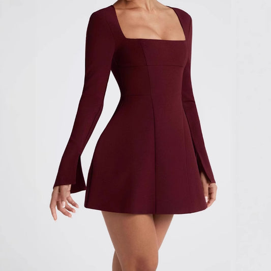Femmes Robe mini élégante avec décolleté carré et manches évasées Chic und Stil