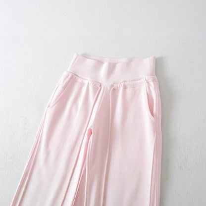 Women’s flared lounge pants with a high waist and practical side pockets Chic and Style