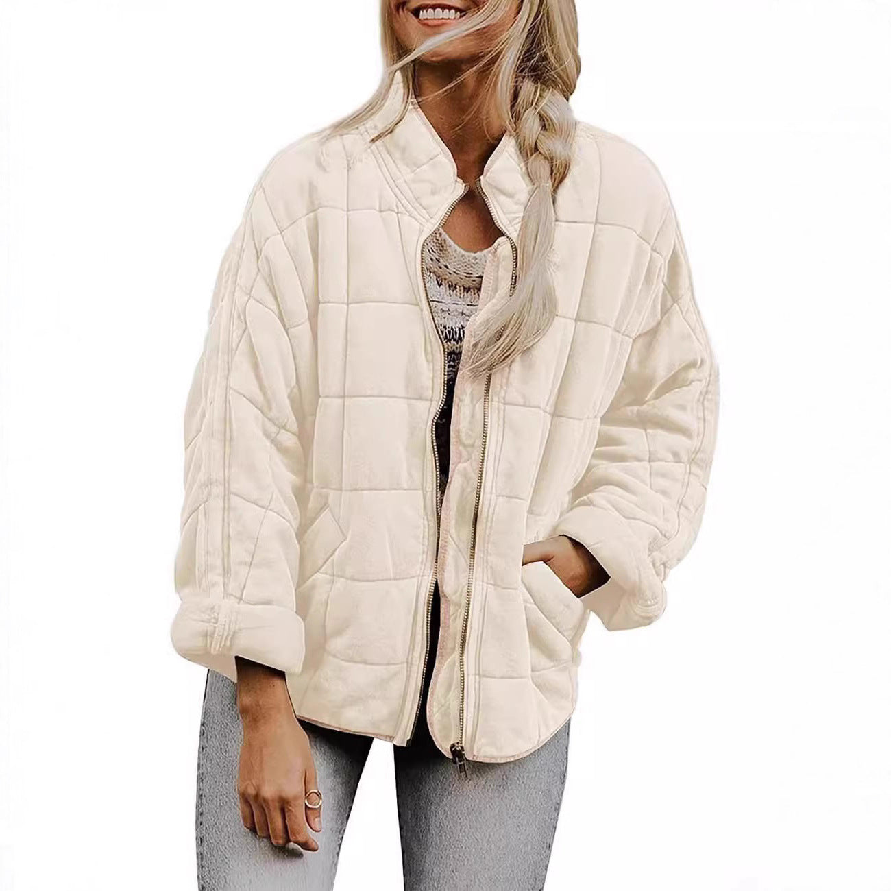 Quilted jacket for women with high collar and practical pocket Chic and Style