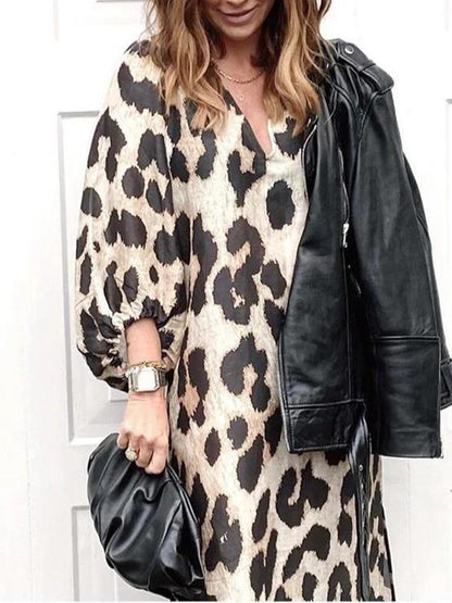 Robe mi-longue élégante pour femme en léopard avec décolleté en V et manches larges Chic und Stil