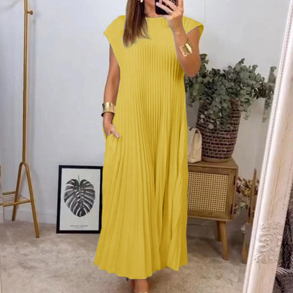 Robe maxi pour femmes avec des détails plissés et des poches latérales Style et élégance