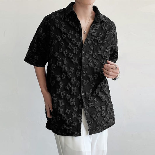 Chemise à manches courtes pour hommes avec motif texturé floral Chic und Stil