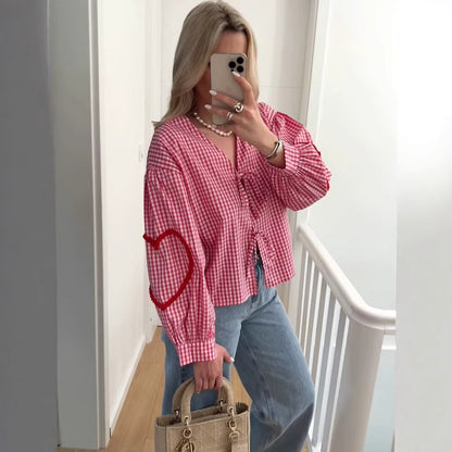 Chemisier pour femmes avec des manches volumineuses et un design à carreaux moderne Chic und Stil