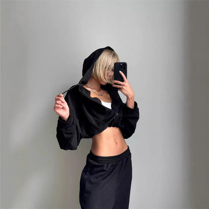 Women's sporty loungewear set with oversized hooded jacket and comfortable pants Chic and Style