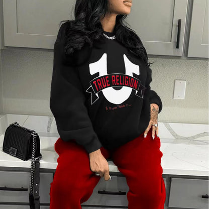 Chic and Style women's sweatshirt and jogger pants set
