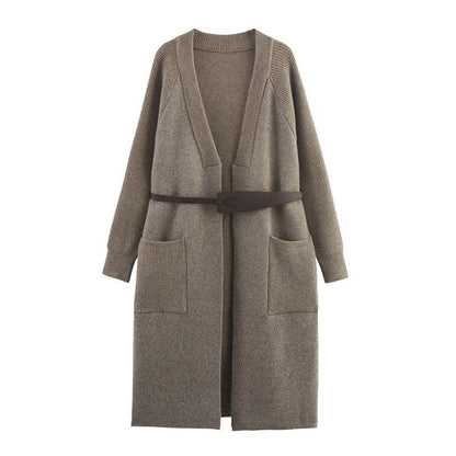 Knit coat woman with an elegant fit and practical pockets Chic and Style