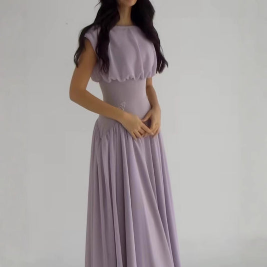 Robe maxi pour dames avec un élégant froncé et des accents féminins Chic und Stil